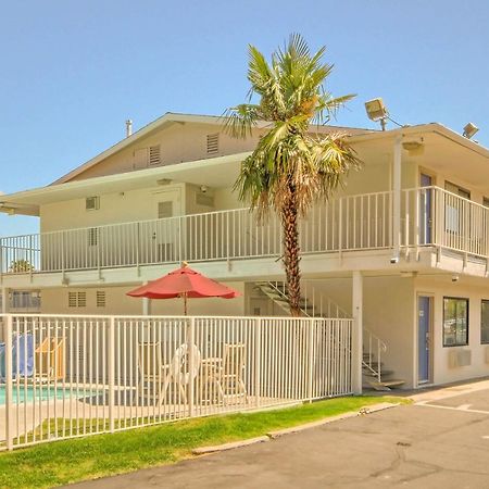 Motel 6-Fresno, Ca - Blackstone North Zewnętrze zdjęcie
