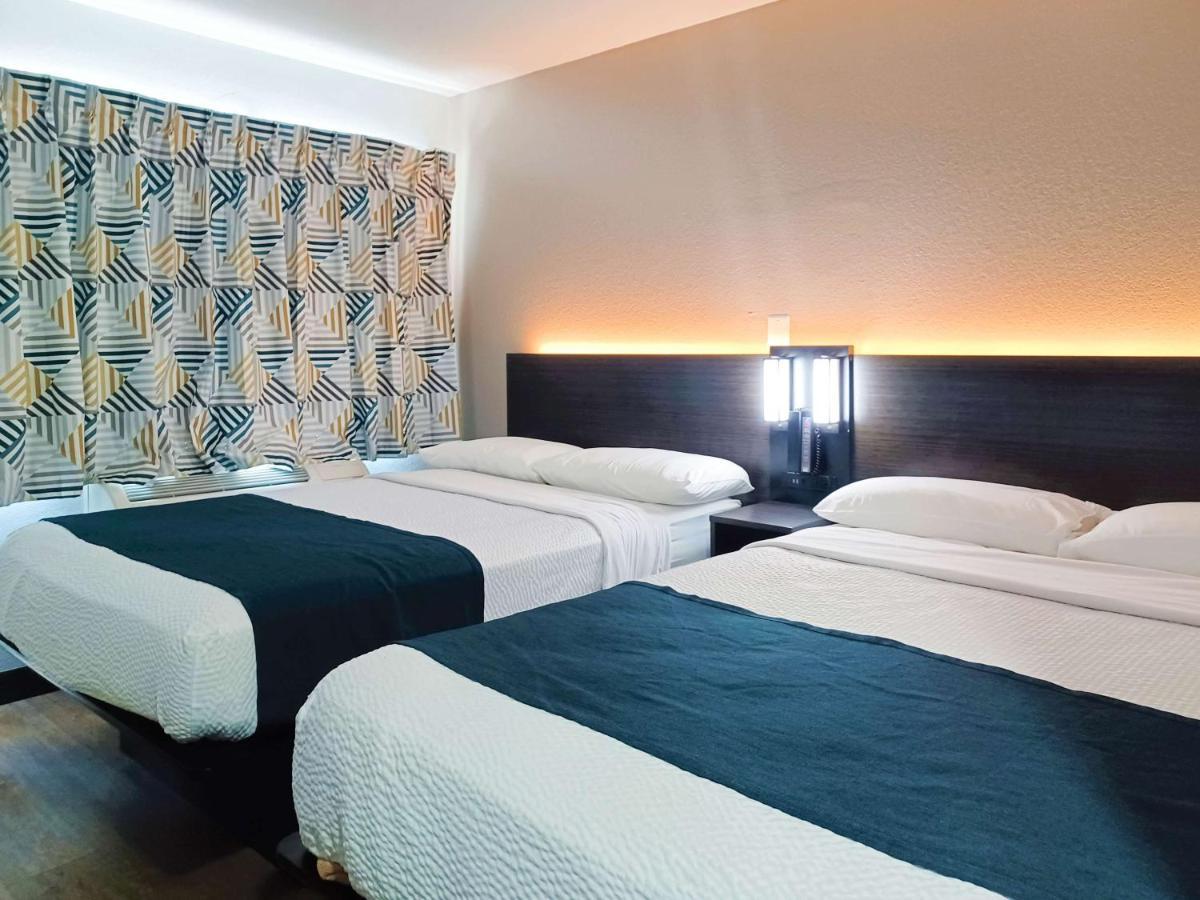 Motel 6-Fresno, Ca - Blackstone North Zewnętrze zdjęcie