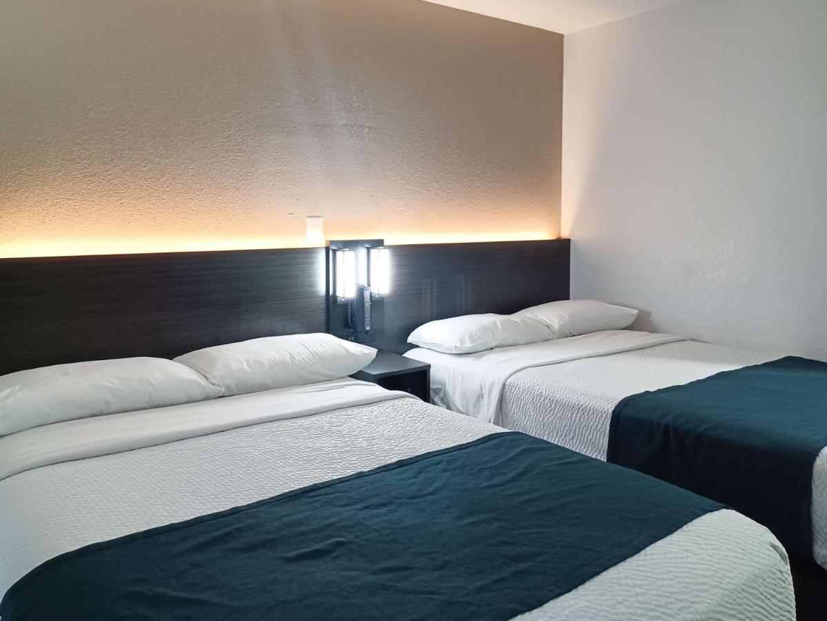 Motel 6-Fresno, Ca - Blackstone North Zewnętrze zdjęcie