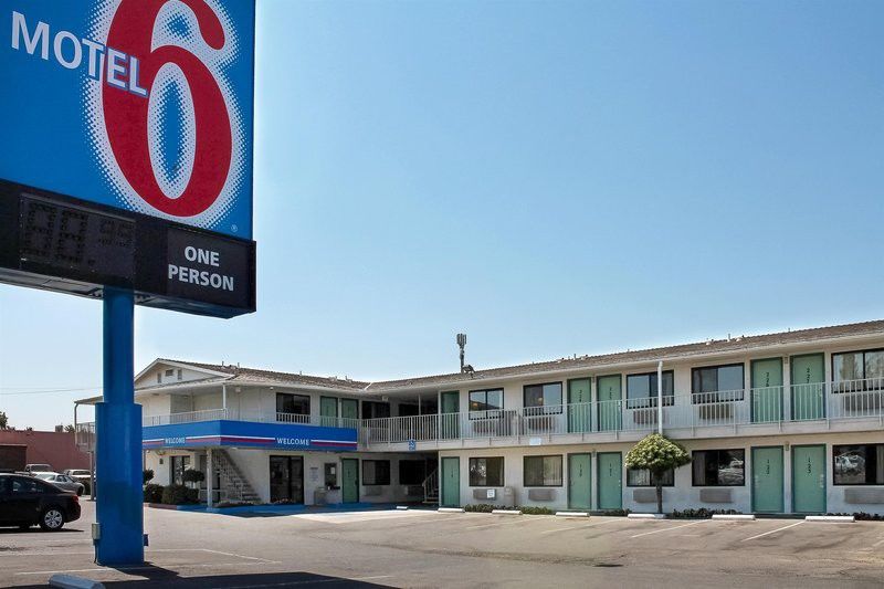 Motel 6-Fresno, Ca - Blackstone North Zewnętrze zdjęcie