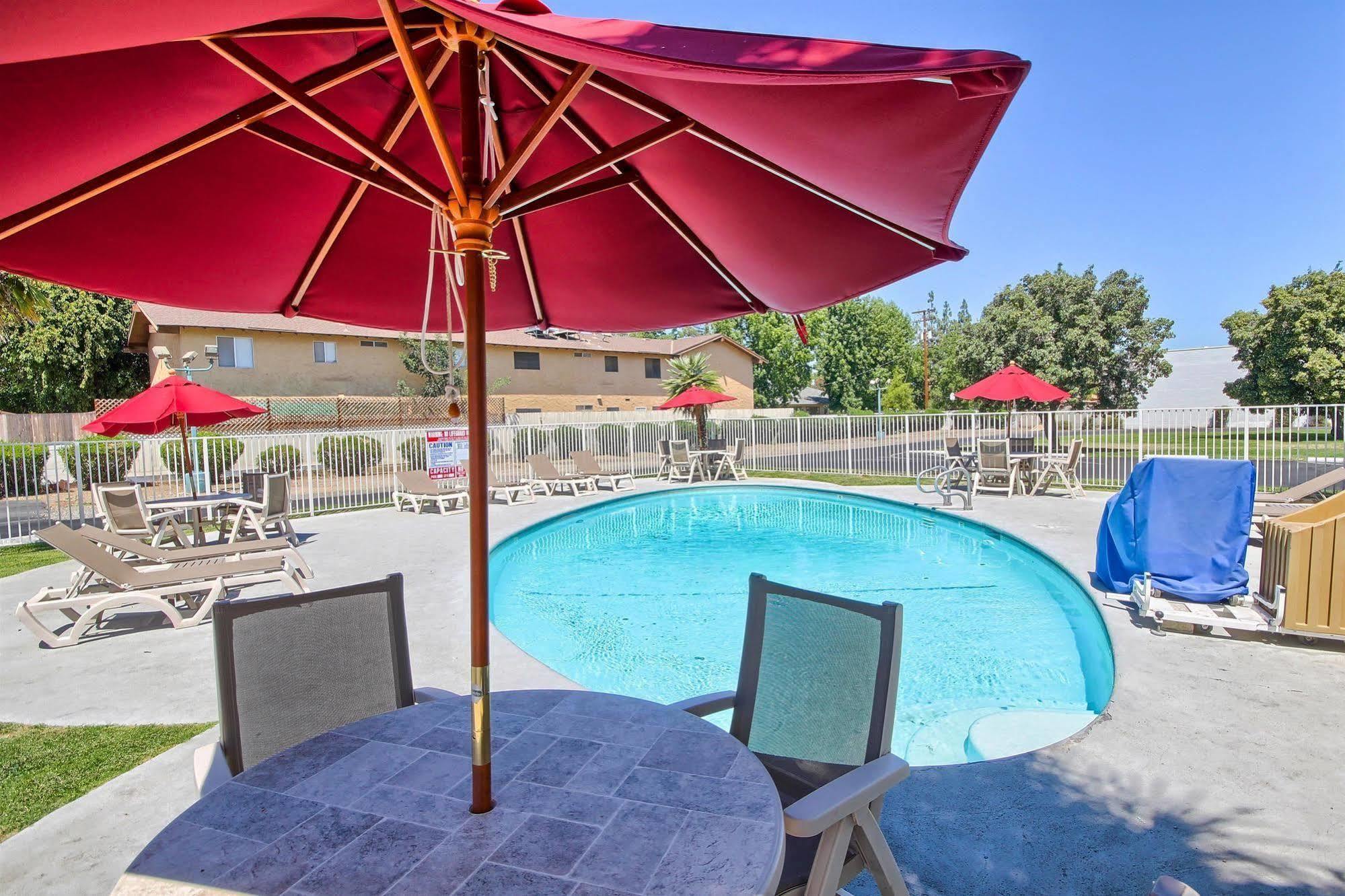 Motel 6-Fresno, Ca - Blackstone North Zewnętrze zdjęcie