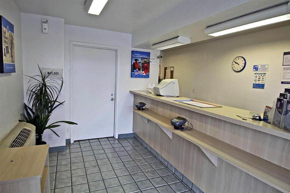 Motel 6-Fresno, Ca - Blackstone North Wnętrze zdjęcie